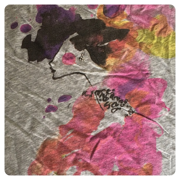 F21 v-neck tee - Picture 4 of 6